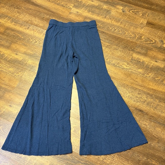 Free People FP Beach Knit Pants Flare Leg Womens Medium Blue Pull On Boho Hippie - Picture 8 of 10